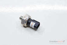 Sensor Pressao Condensador Mercedes C200 W205 2019 A2110000283