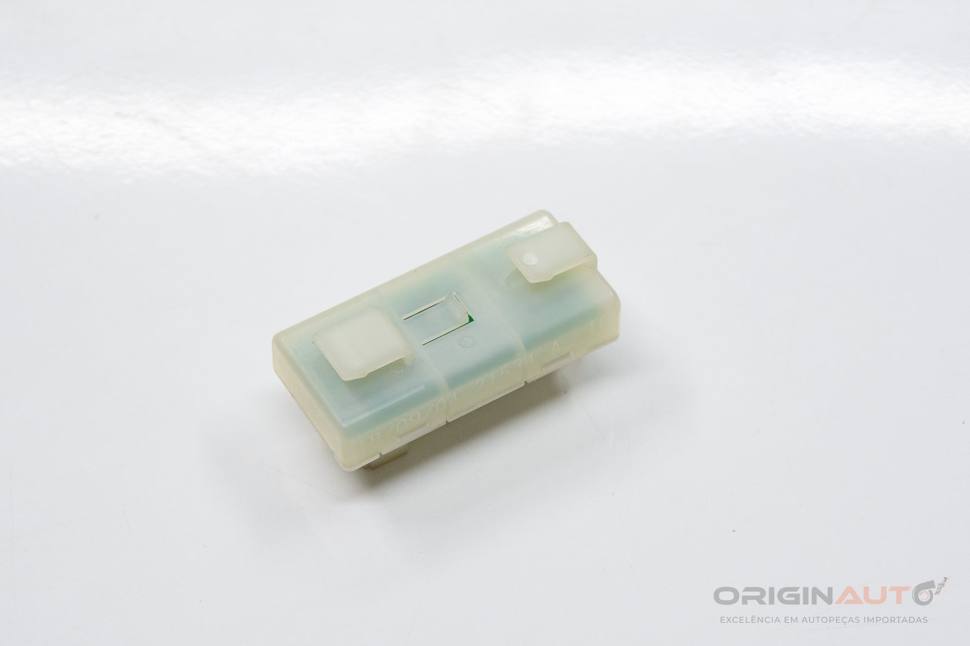 Modulo Distribuidor Energia Mercedes C200 W205 2019 A0009820912