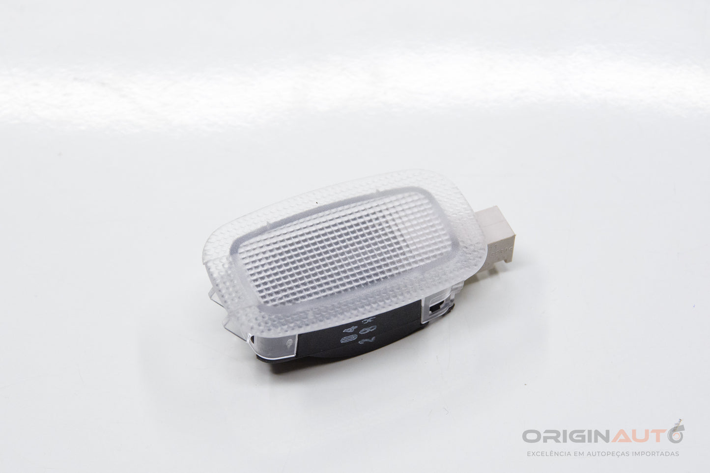 Luz Painel Inferior Mercedes C200 W205 2019 A0028202101