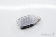 Luz Painel Inferior Mercedes C200 W205 2019 A0028202101