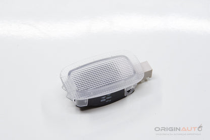 Luz Painel Inferior Mercedes C200 W205 2019 A0028202101