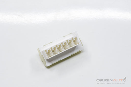 Modulo Distribuicao Energia Mercedes C200 W205 2019 A0009827403