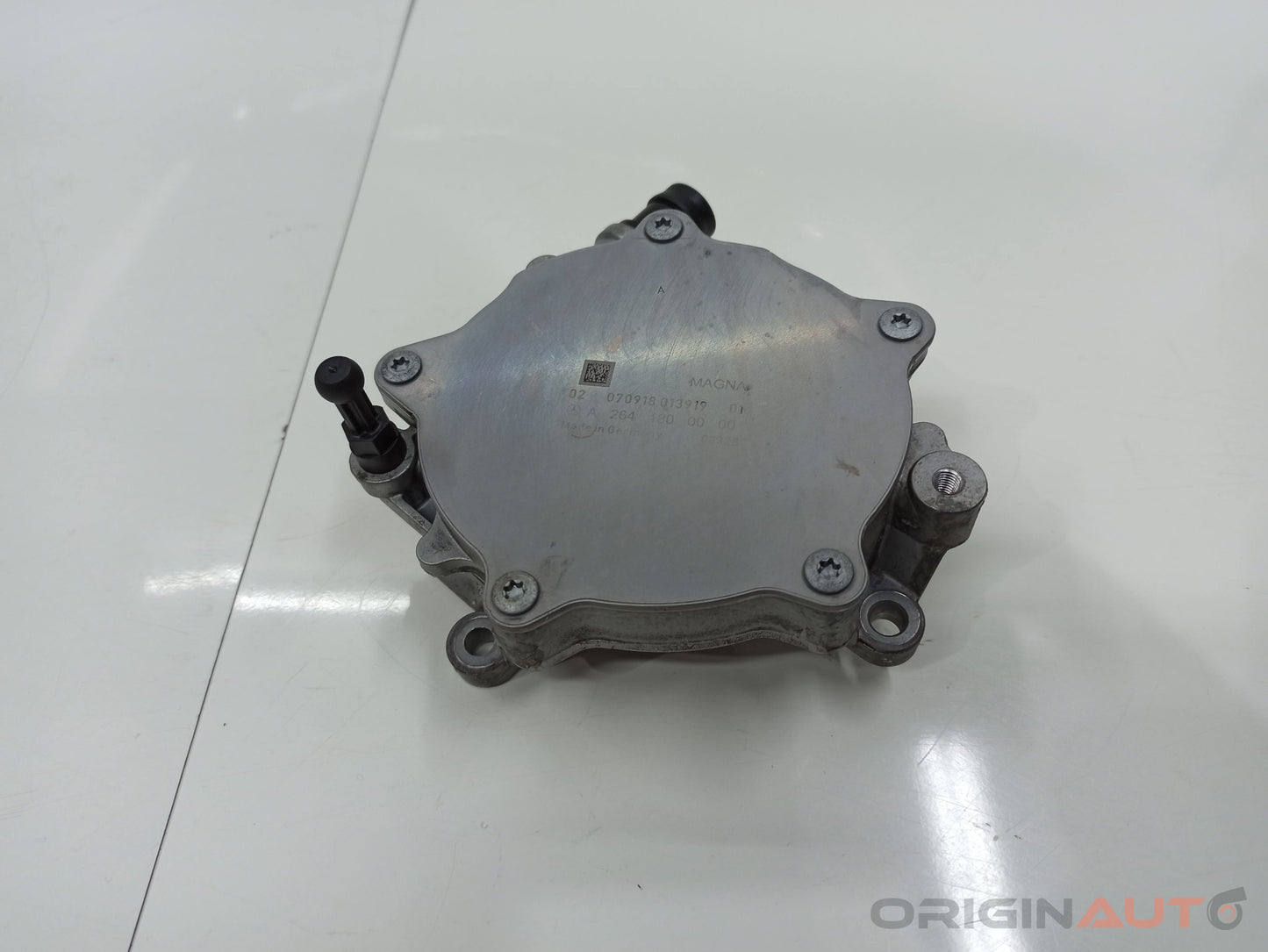 Bomba Vacuo Mercedes C200 W205 2019 A2641800000