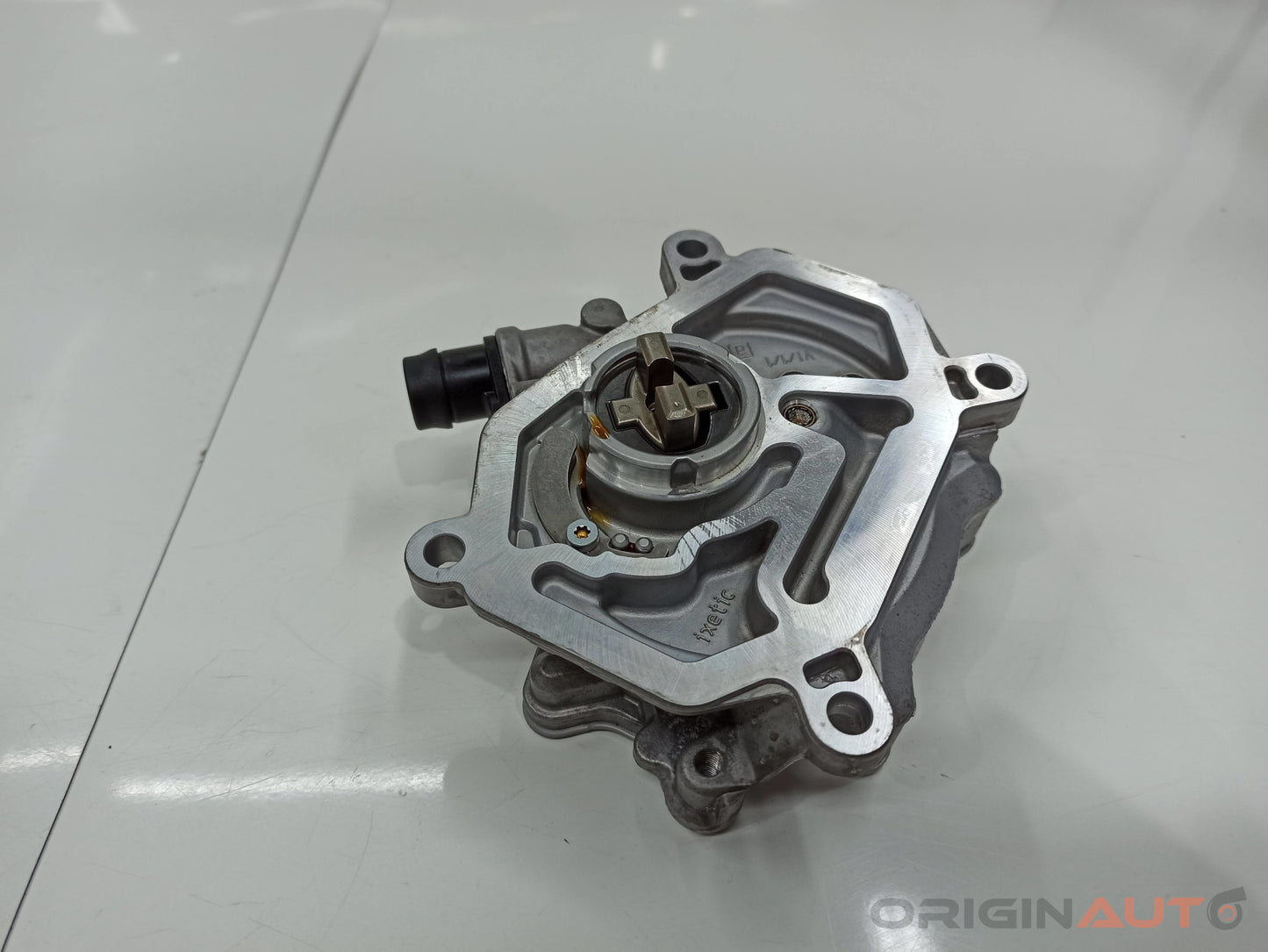 Bomba Vacuo Mercedes C200 W205 2019 A2641800000