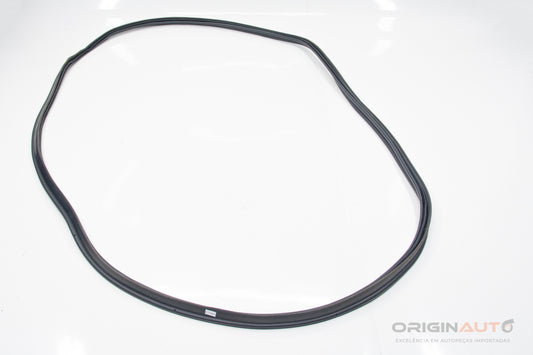 Borracha Tampa Traseira Audi Q3 8U 2.0 180Cv Quattro 8U0827705