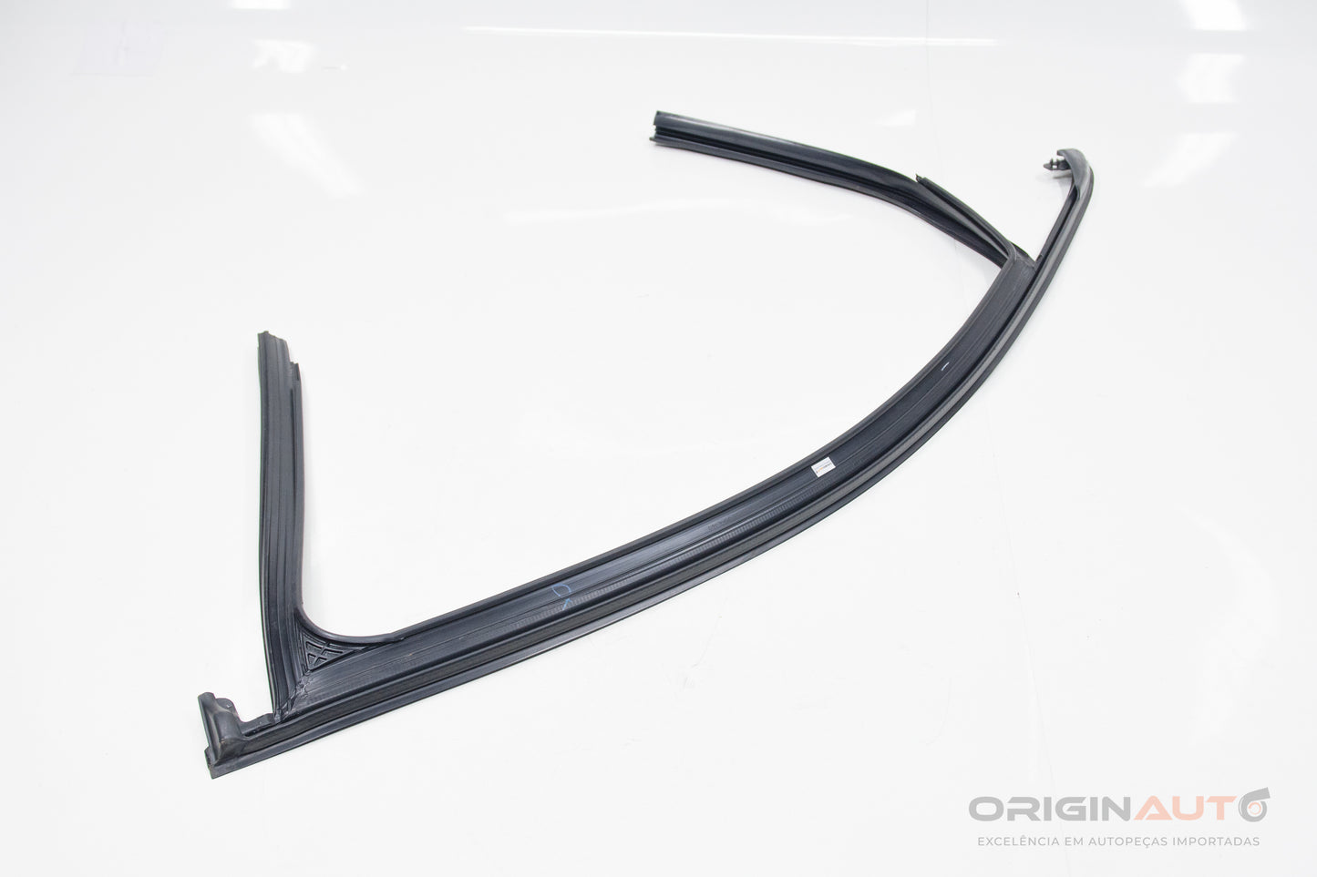 Canaleta Vidro Dianteiro Direito Audi Q3 8U 2.0 180Cv Quattro 8U0837440A