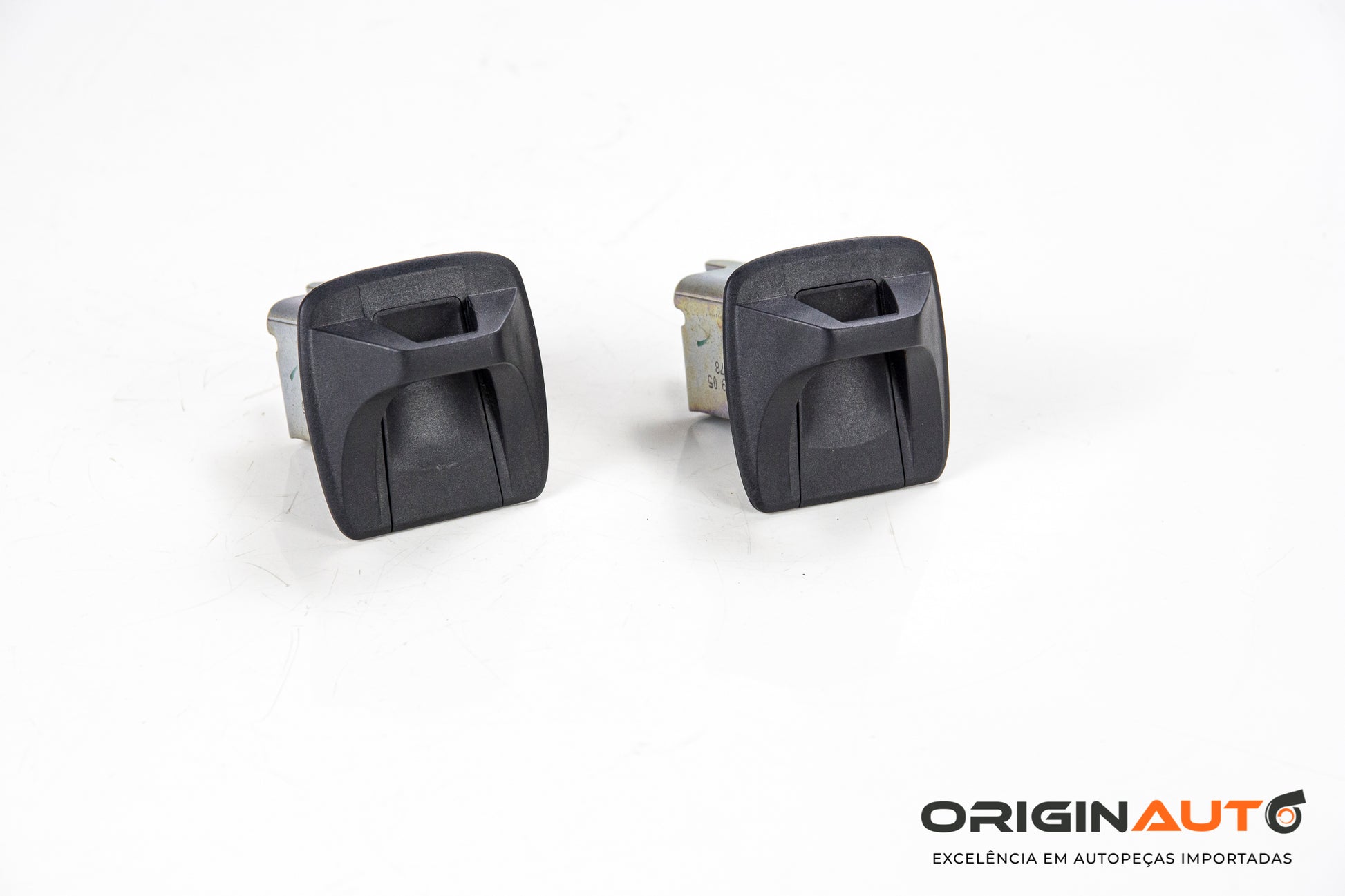 Tampa Gancho Do Suporte De Cadeirinha Bmw 335I E90 2010 9119678