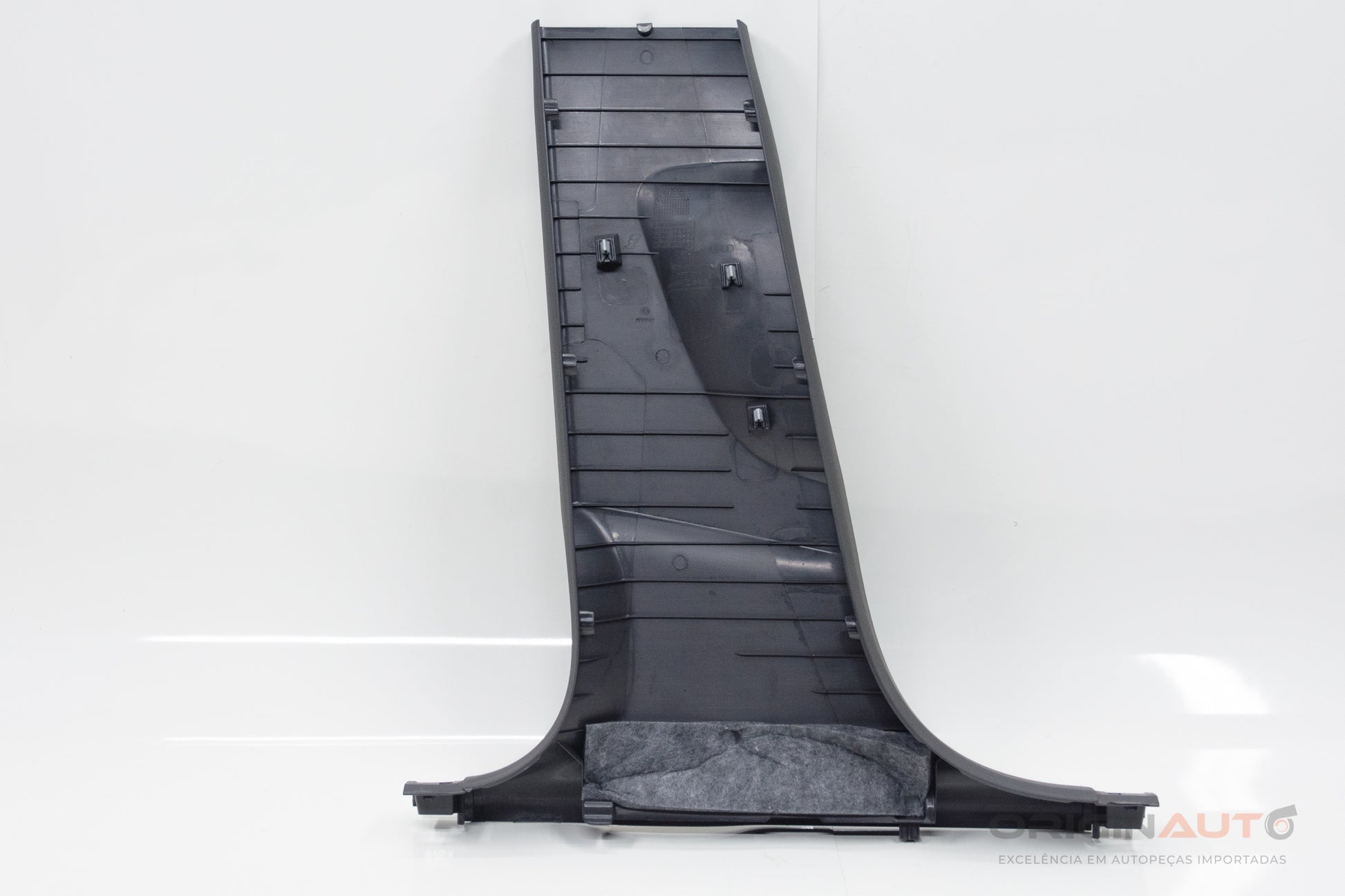 Moldura Acabamento Coluna B Direita Audi Q3 8U 2.0 180Cv 2016 8U0867240