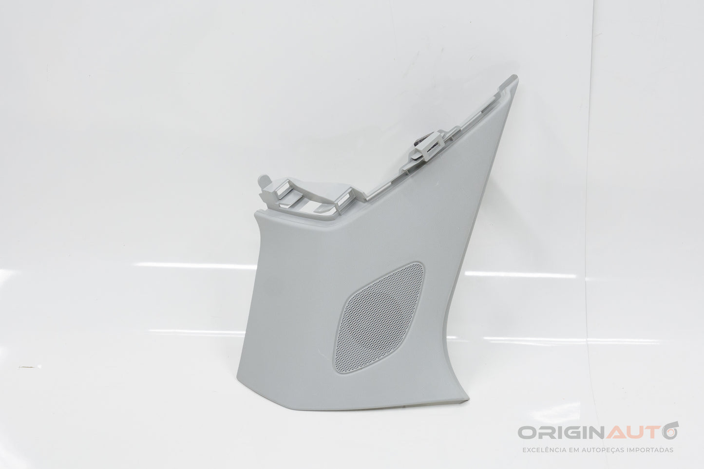 Moldura Acabamento Coluna C Esquerda Audi Q3 8U 2.0 180Cv 2016 8U0867245