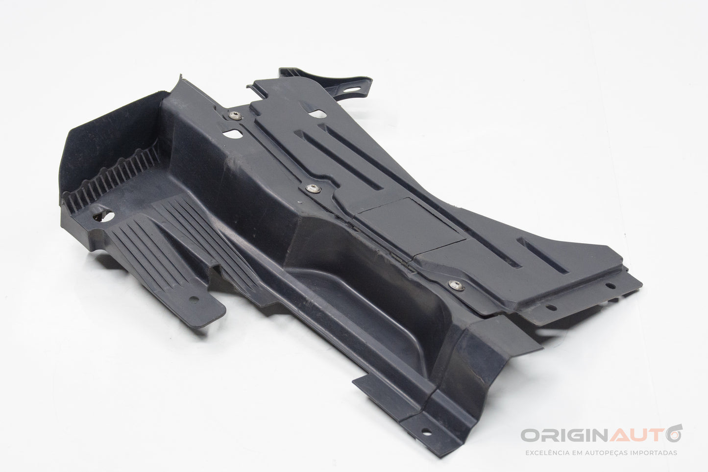Suporte Assoalho Externo Traseiro Le Audi Q3 8U 2.0 180Cv Quattro 8U0825213