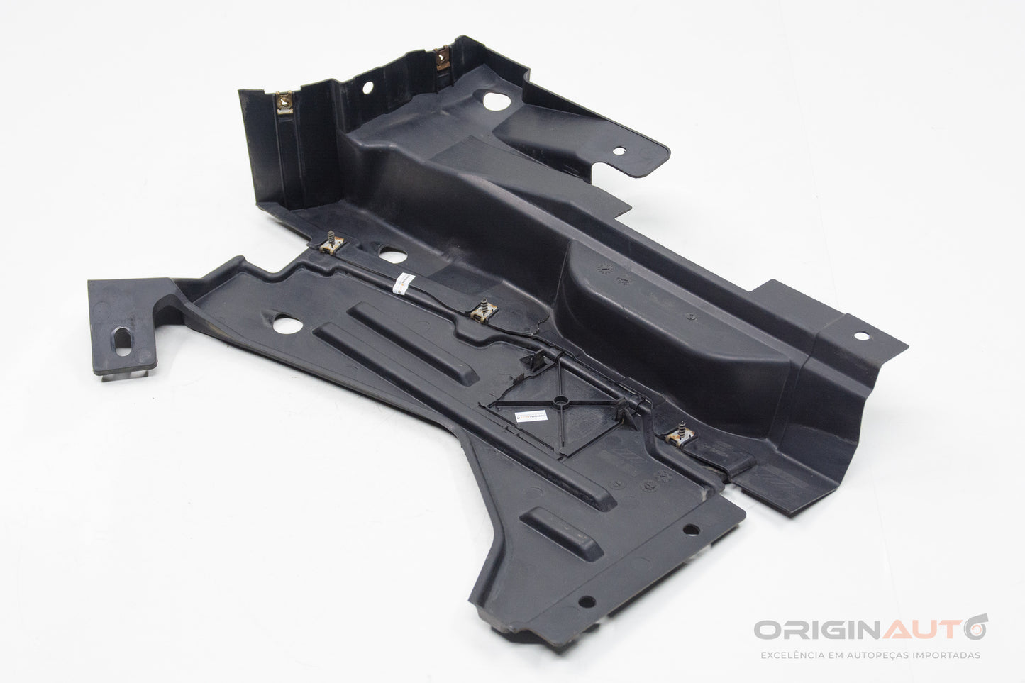 Suporte Assoalho Externo Traseiro Le Audi Q3 8U 2.0 180Cv Quattro 8U0825213