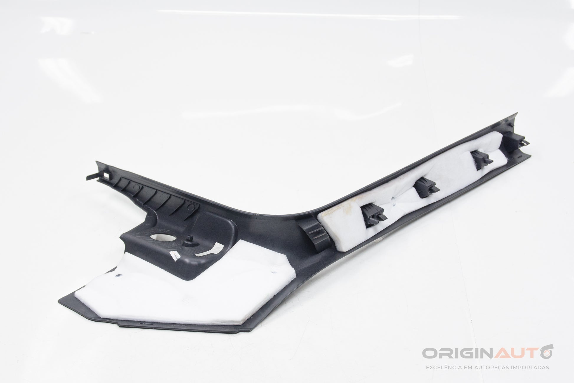 Acabamento Soleira Dianteira Esquerda Audi Q3 2.0 180Cv Quattro 2016 8U1867271