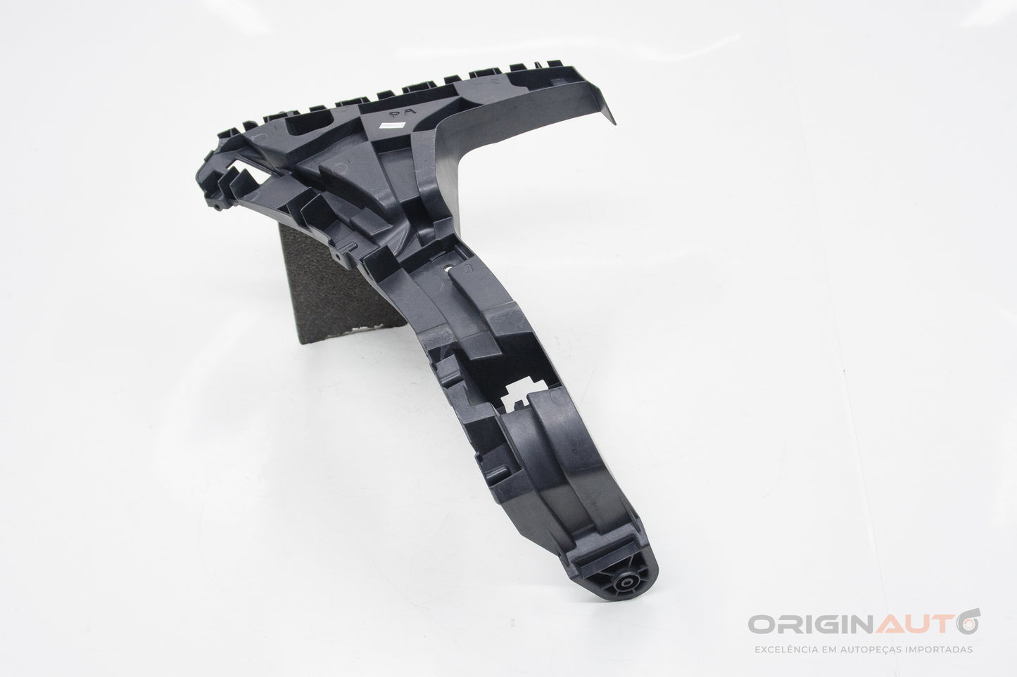 Guia Parachoque Traseiro Esquerdo Audi Q3 8U 2.0 180Cv Quattro 8U0807453B