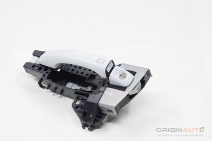 Macaneta Externa Dianteira Esquerda Audi Q3 180Cv 2016 8U1837885 8T0837205A