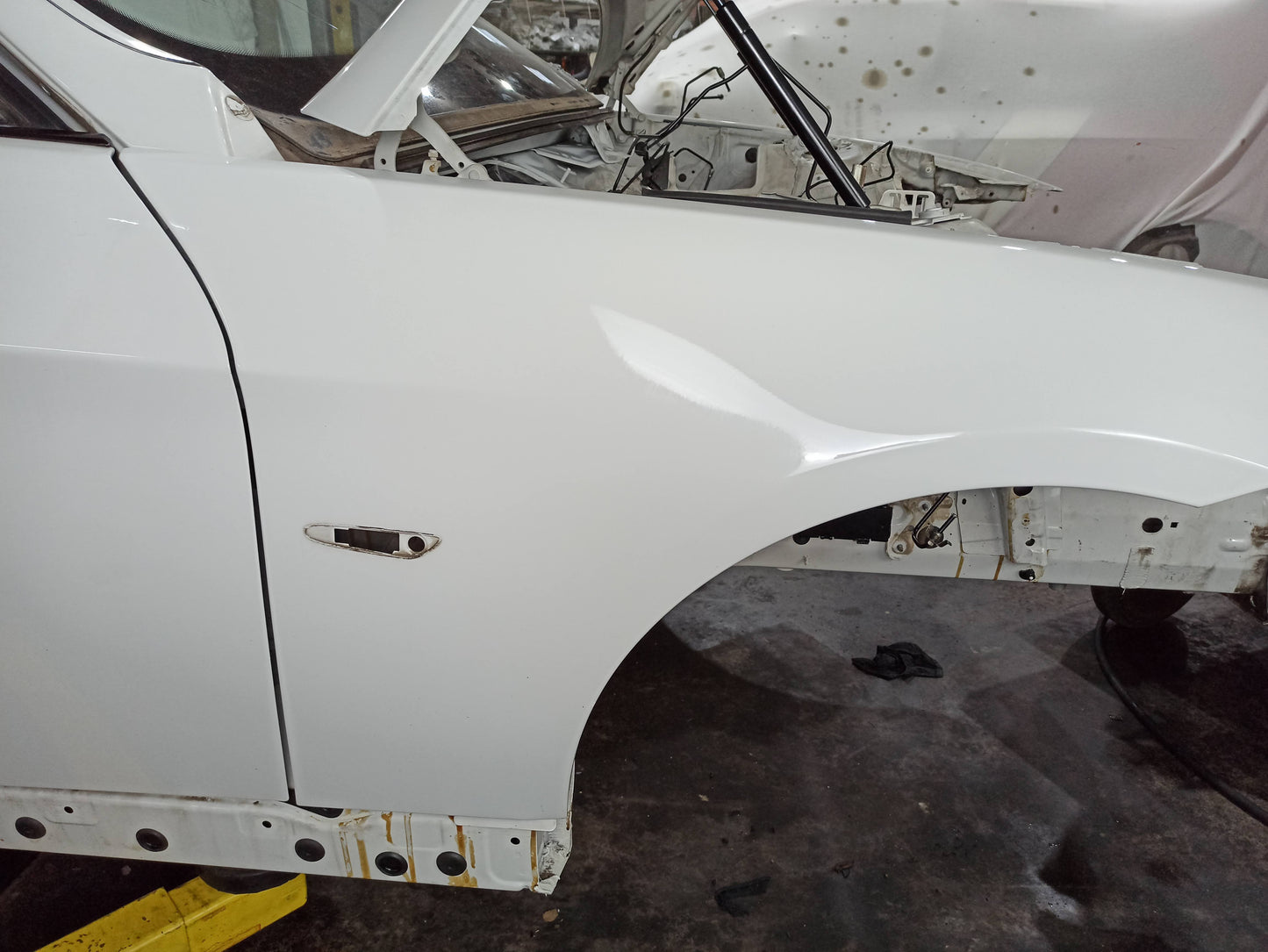 Paralama Dianteiro Direito Bmw 335I E90 2010 *Detalhe