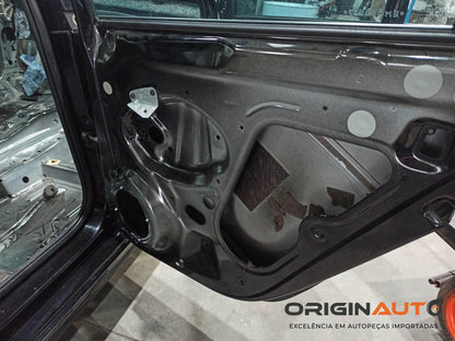 Porta Traseira Direita Volkswagen Jetta 2.0 Tsi 2014 5C6833056E