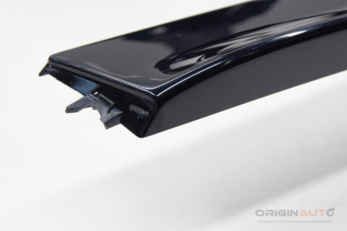 Acabamento Black Piano Tampa Traseira Dir Audi Q3 8U 2.0 180Cv Quattro 8U0854816