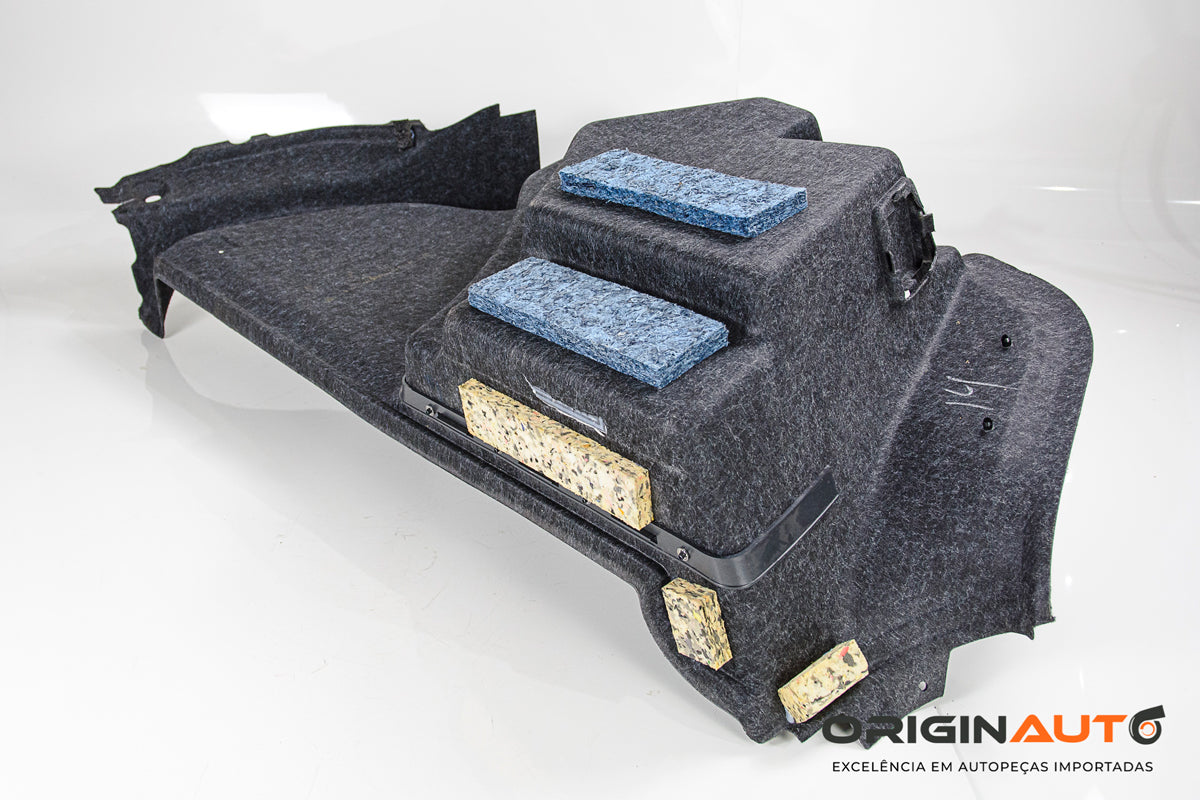 Carpet Porta Mala Esquerdo Volkswagen Jetta 2.0 Tsi 2014 5C6867427B