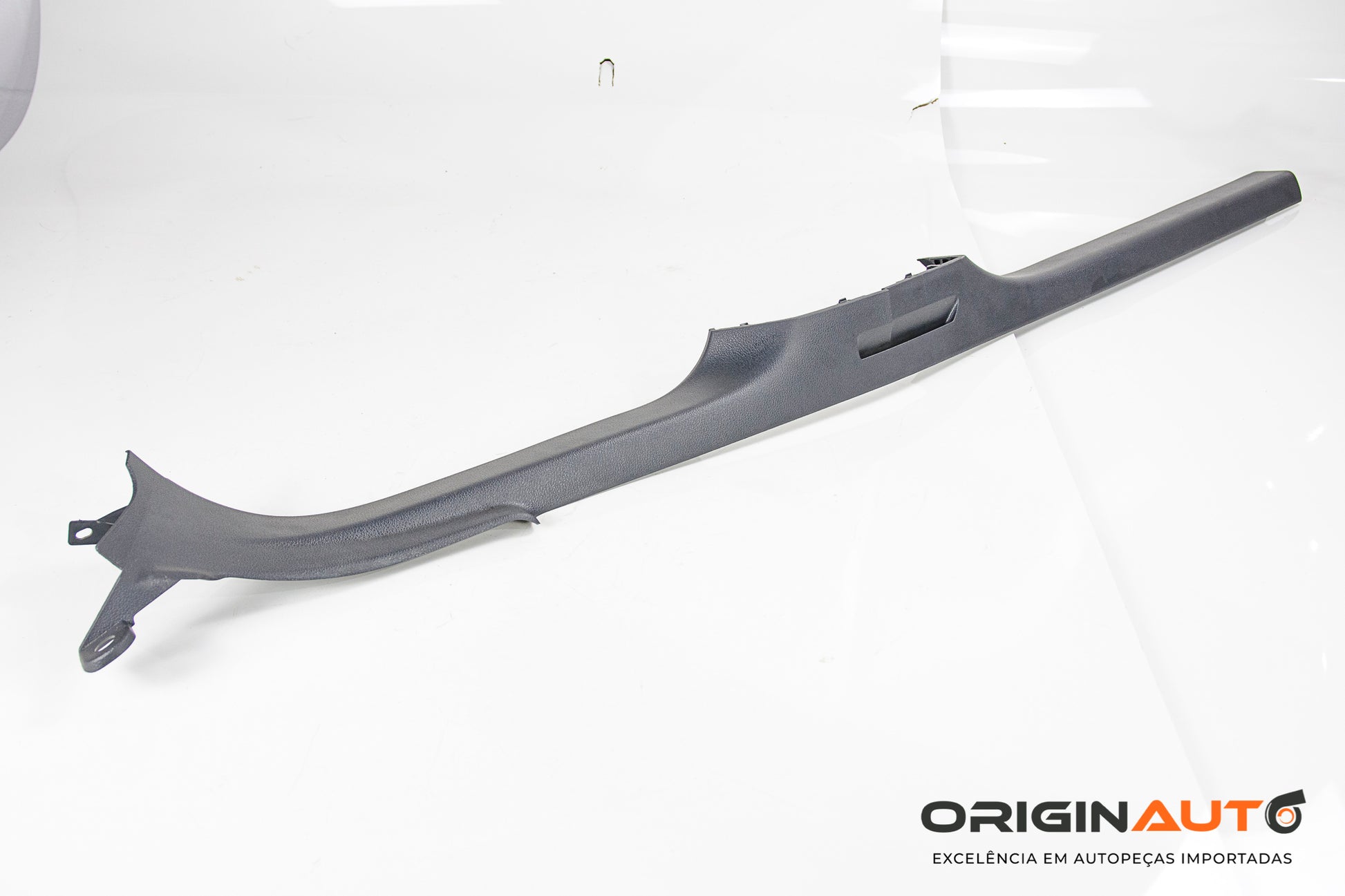 Soleira Interna Esquerda Volkswagen Jetta 2.0 Tsi 2014 5C6853371