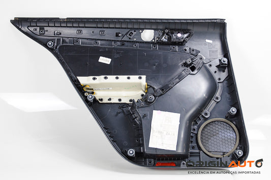 Forro Porta Traseiro Direito Volkswagen Jetta 2.0 Tsi 2014 5C6867212 Ghj