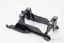 Suporte Console Central Audi Q3 8U 2.0 180Cv Quattro 8U0863531