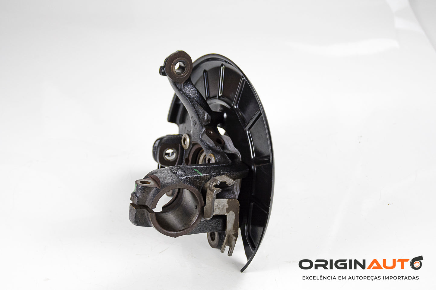 Montante Cubo De Roda Dianteiro Esquerdo Volkswagen Jetta 2.0 Tsi 2014 5K0498621