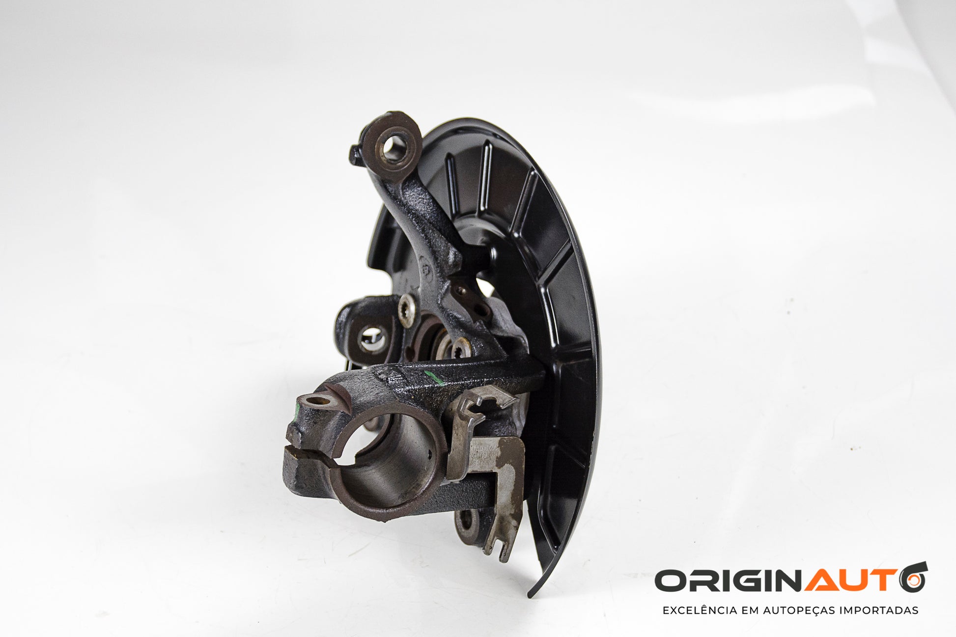 Montante Cubo De Roda Dianteiro Esquerdo Volkswagen Jetta 2.0 Tsi 2014 5K0498621