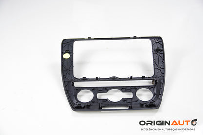 Moldura Painel Multimidia Volkswagen Jetta 2.0 Tsi 2014 5C6858071B