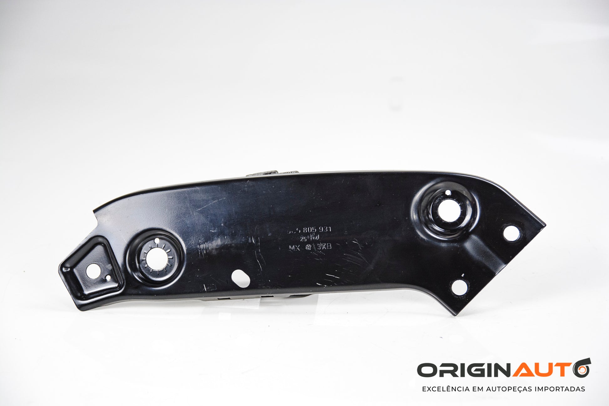 Suporte Farol Esquerdo Volkwagen Jetta 2.0 Tsi 2014 5C6805931