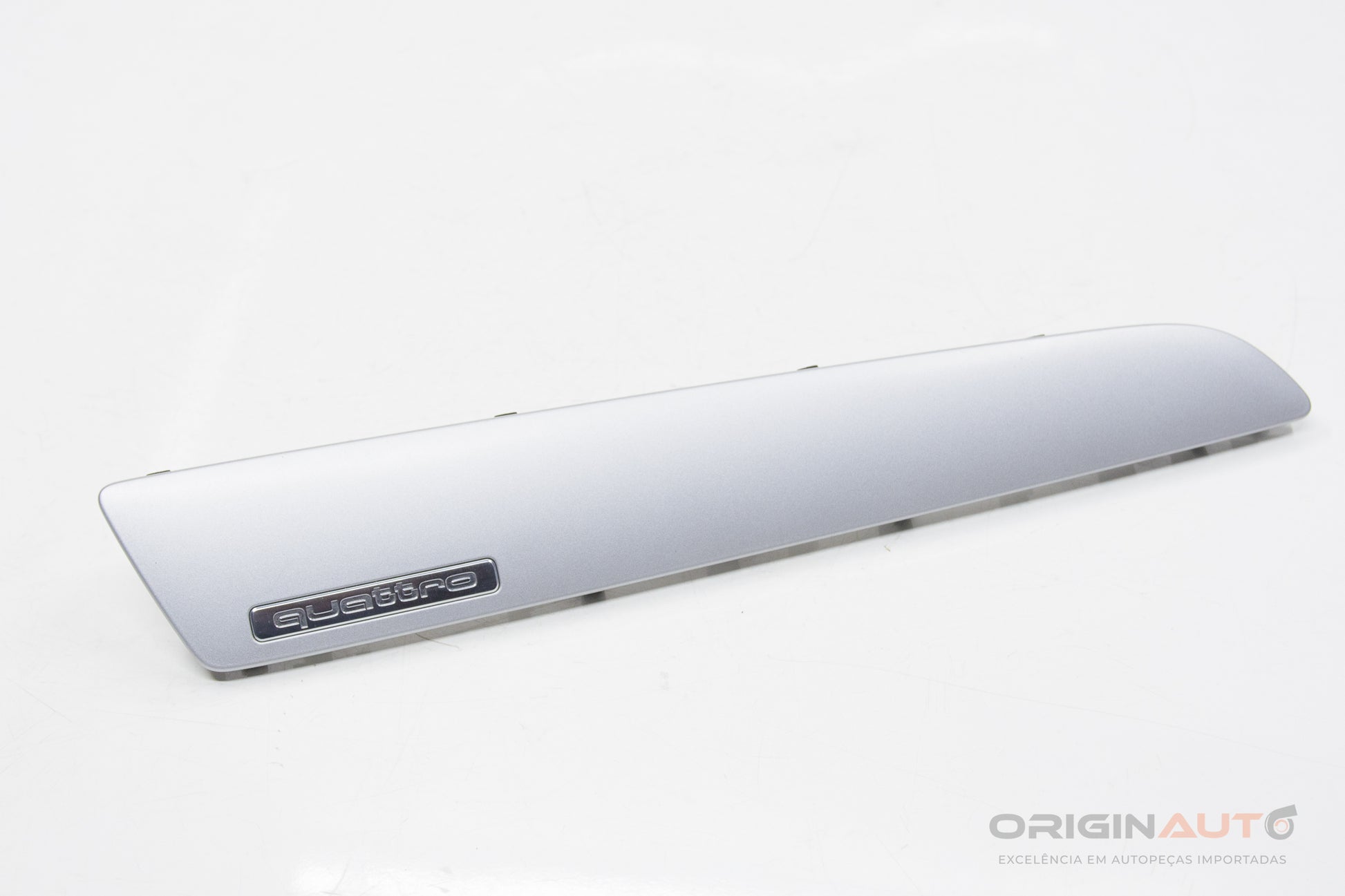 Friso Quattro Capa Do Painel Audi Q3 8U 2.0 180Cv Quattro 8U1853190A