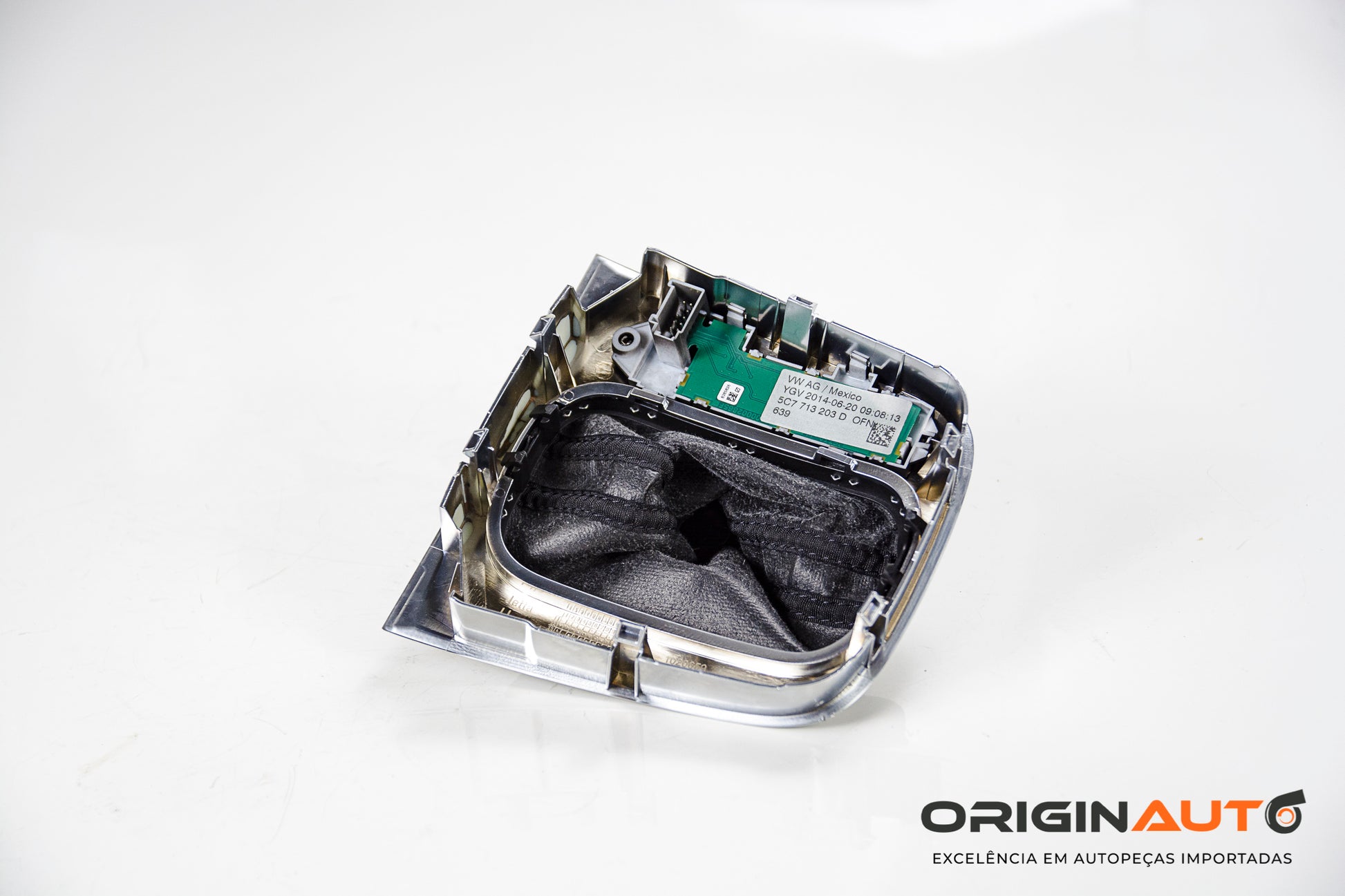 Alavanca Coifa Cambio Automatico Volkswagen Jetta 2.0 2014 5C7713203 D