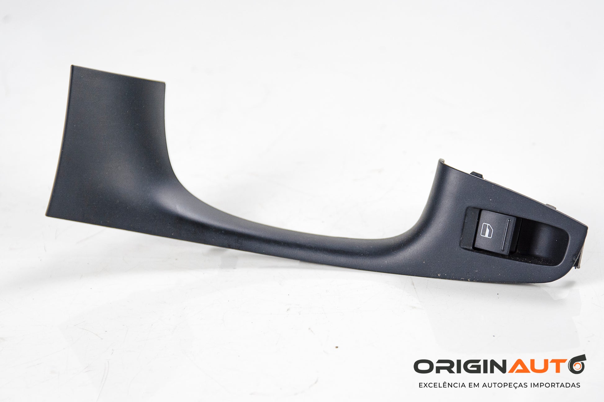 Botao Vidro Eletrico Traseiro Esquerdo Volkswagen Jetta 2.0 Tsi 2014 5C6867255