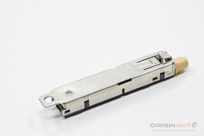 Antena Keyless Amplificadora Inferior Le Audi Q3 8U 2.0 180Cv 8U0035225B