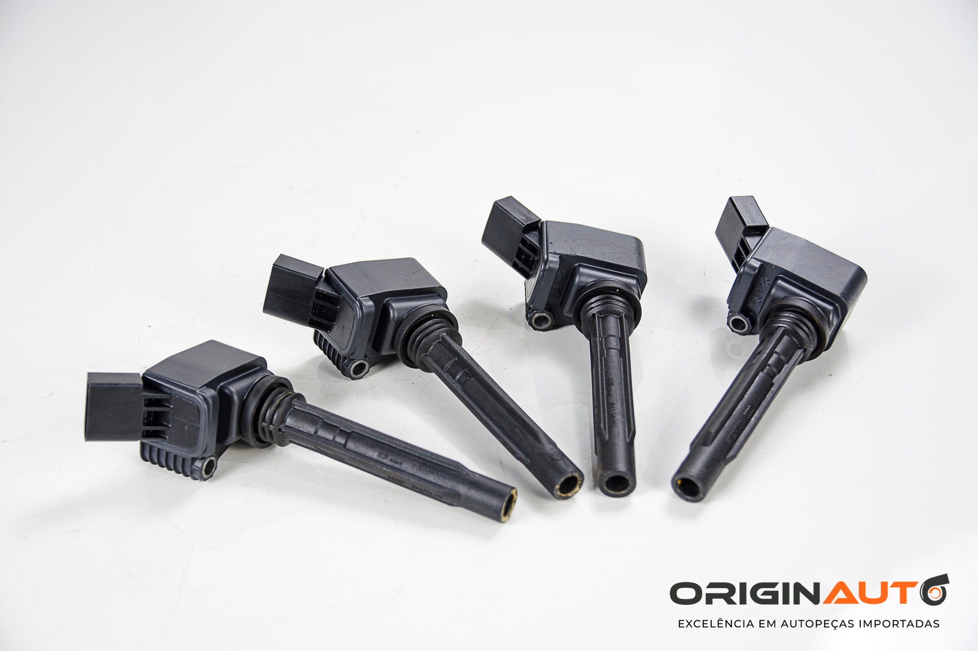 Bobina Da Ingnicao Volkswagen Jetta 2.0 Tsi 2014 06J905110F Unidade