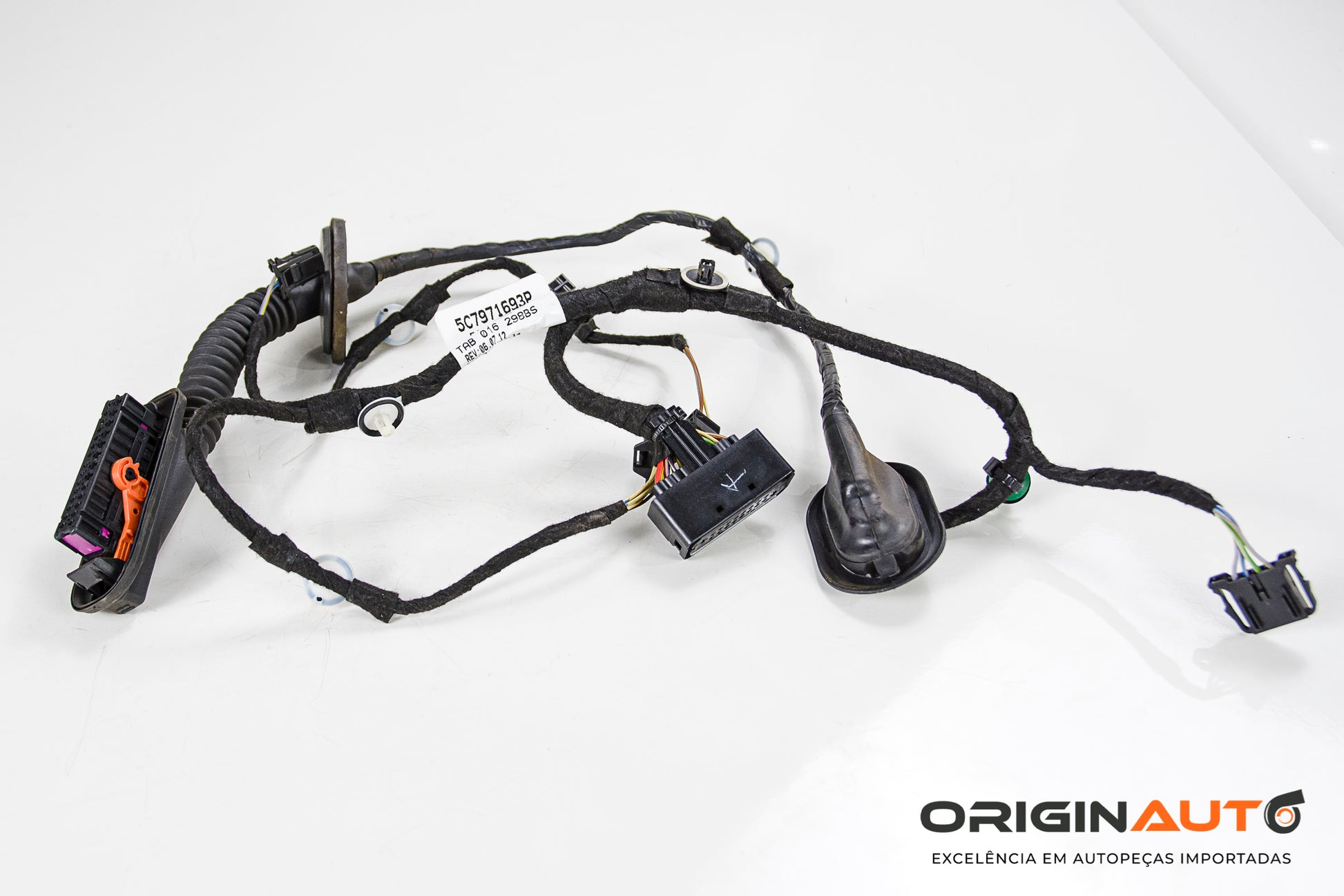 Chicote Porta Traseira Esquerda Volkswagen Jetta 2.0 Tsi 2014 5C7971693P