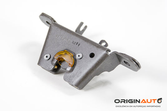 Trava Banco Traseiro Volkswagen Jetta 2.0 Tsi 2014