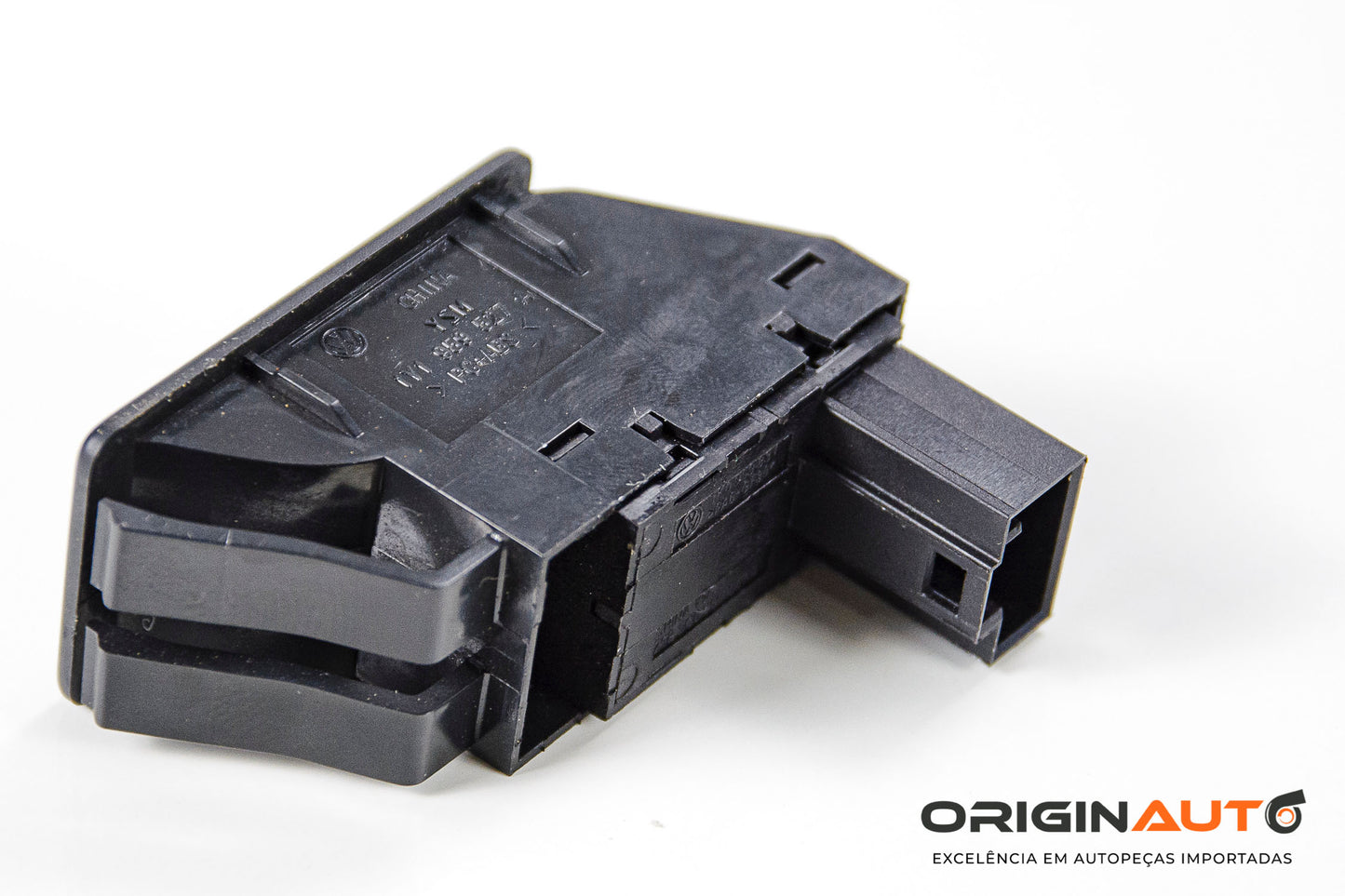 Botao Abertura Tampa Traseira Volkswagen Jetta 2.0 Tsi 2014 1K0959831