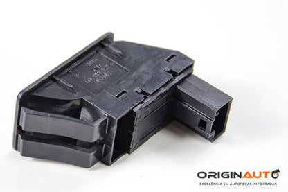 Botao Abertura Tampa Traseira Volkswagen Jetta 2.0 Tsi 2014 1K0959831