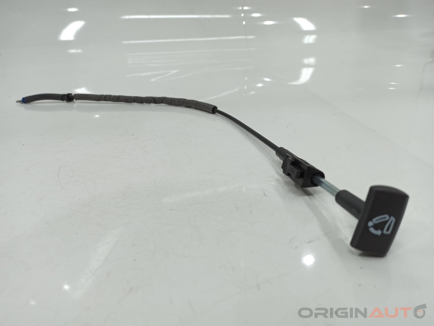 Cabo Rebatimento Tras Esq Vw Jetta 2.0 Tsi 2014 5C6885681