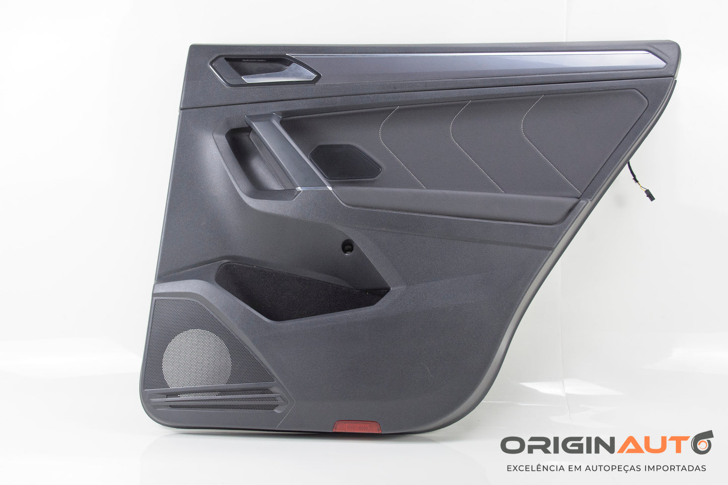 Forro Porta Tras Dir Volkswagen Tiguan R-Line 2.0 2018 C/ Alto Fal 5Nn867212D