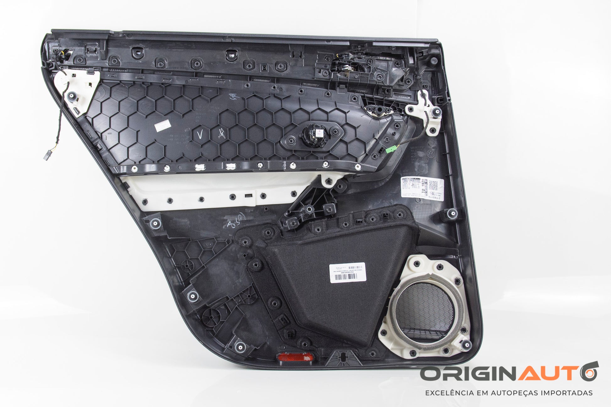 Forro Porta Tras Dir Volkswagen Tiguan R-Line 2.0 2018 C/ Alto Fal 5Nn867212D