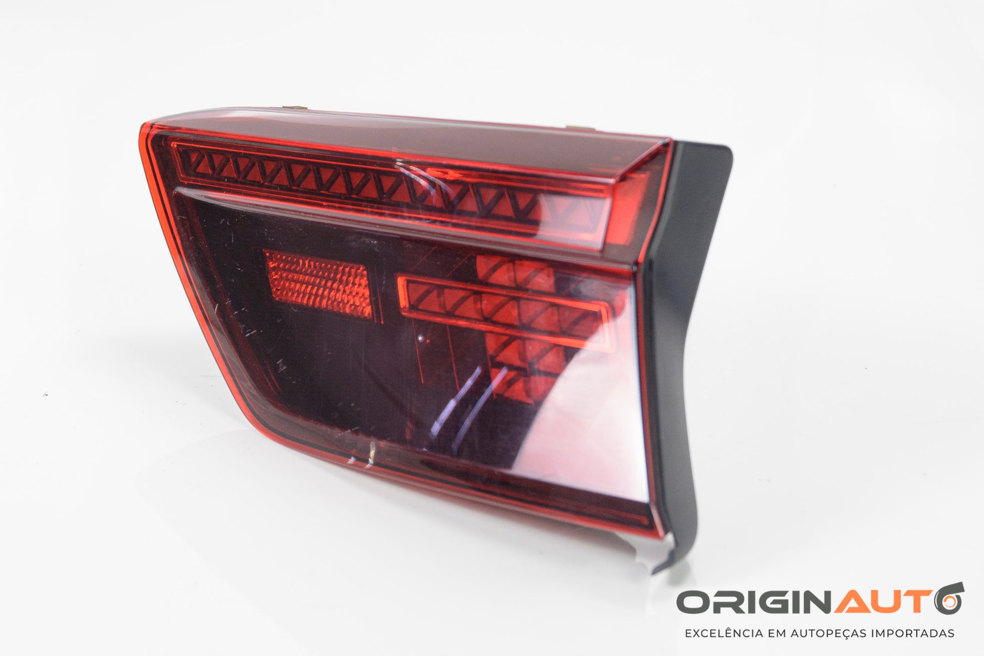 Lanterna Interna Direito Volkswagen Tiguan R-Line 2.0 2018 5Na945308D