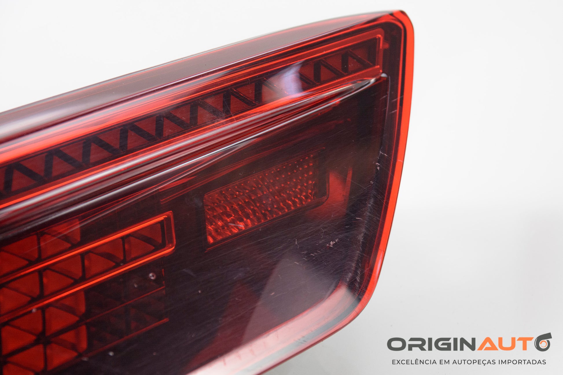 Lanterna Interna Esquerda Volkswagen Tiguan R-Line 2.0 2018 5Na945307D