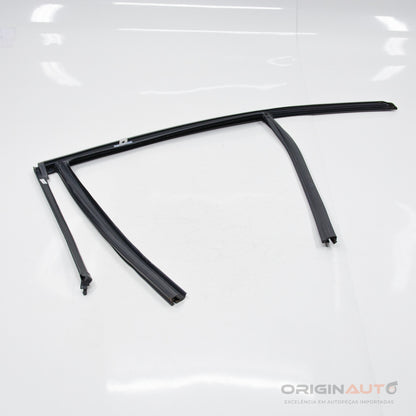 Canaleta Externa Traseira Direita Bmw 320I M Sport G20 B48 2020 7407406