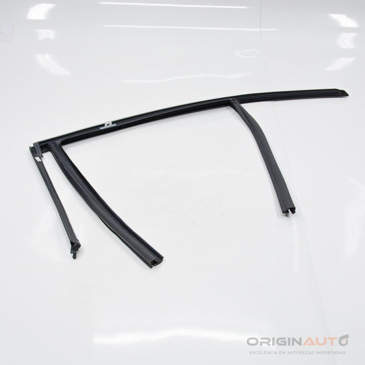 Canaleta Externa Traseira Direita Bmw 320I M Sport G20 B48 2020 7407406