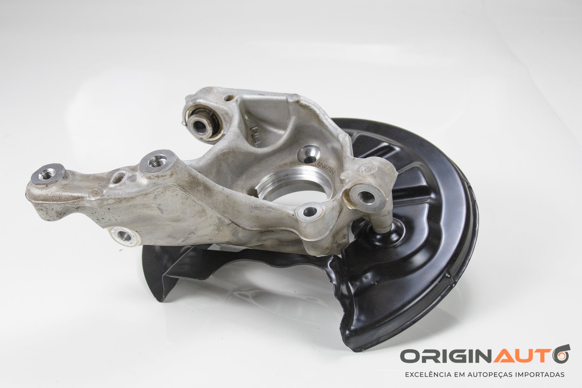 Montante Traseiro Esq Volkswagen Tiguan R-Line 2.0 2018 5Qn505435 / 5Q0615611S