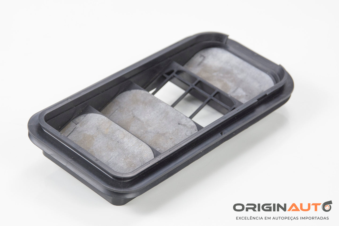 Grade Carroceria Parachoque Tras Volkswagen Tiguan R-Line 2.0 2018 7No819465E