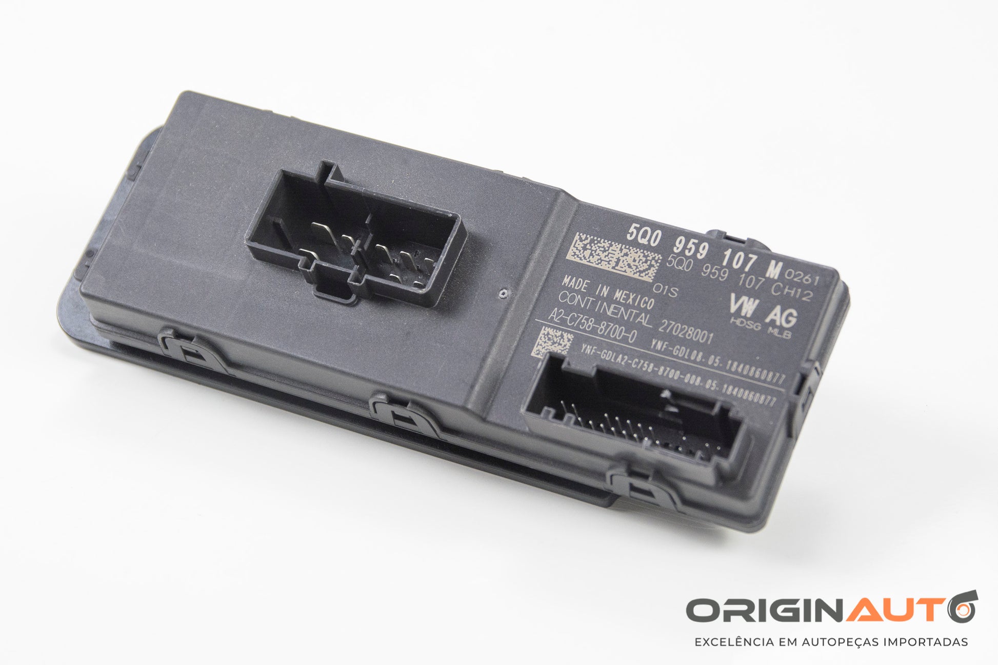 Modulo Tampa Traseira Volkswagen Tiguan R-Line 2.0 2018 5Q0959107M