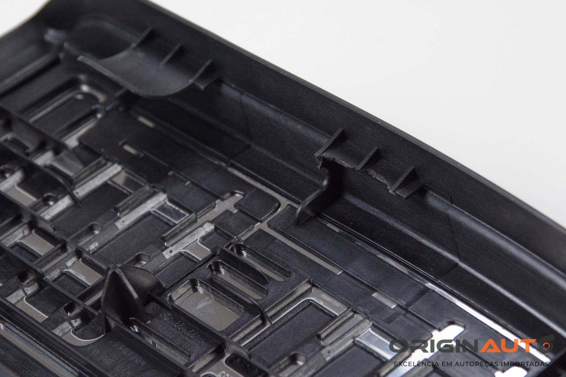 Descanso Pe Volkswagen Tiguan R-Line 2.0 2018 5Q1864551A