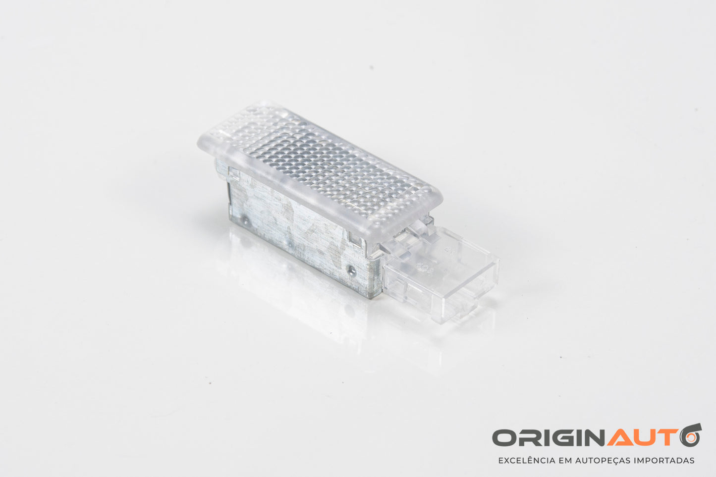 Luz Interna Porta Luvas Volkswagen Tiguan R-Line 2.0 2018 3L0947565